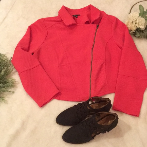 torrid Jackets & Blazers - Torrid Coral Fabric Moro Jacket EUC